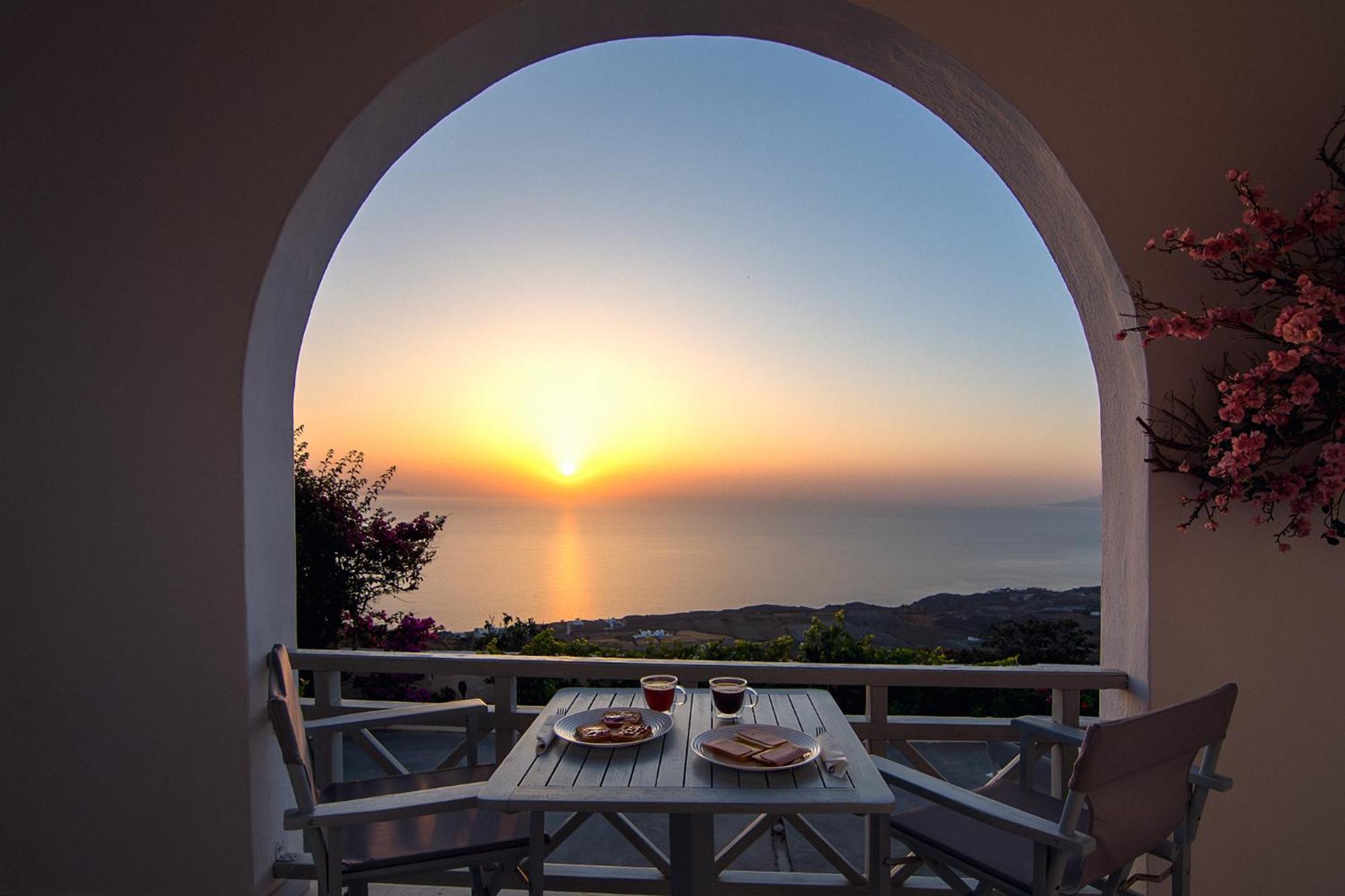 Petalou House Imerovigli (Santorini)