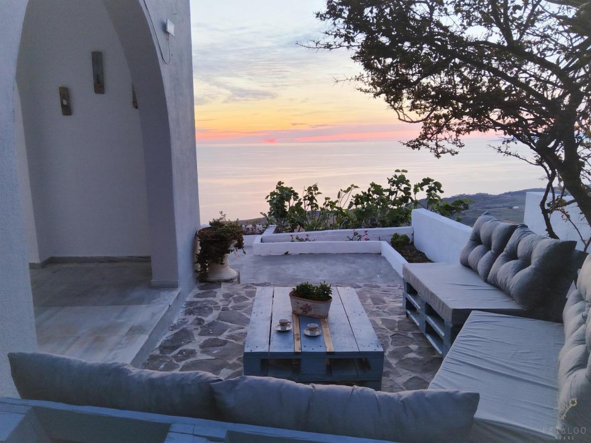 Сasa de vacaciones Petalou House
